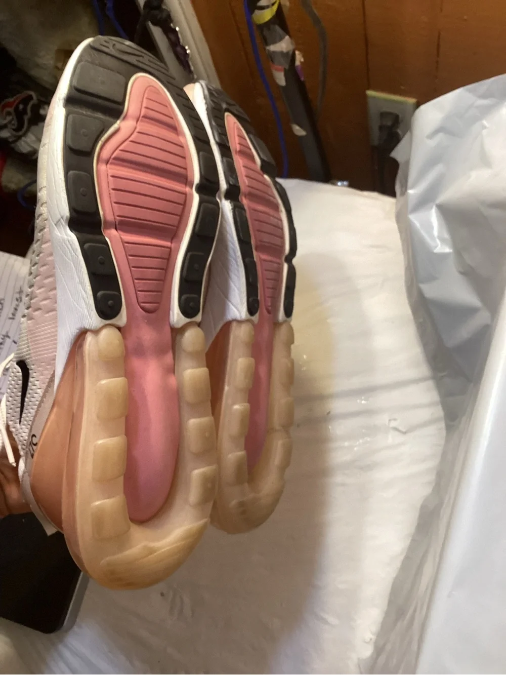 Nike Air Max 270 Light Soft Pink Running Shoes AH6789-604 Women Size 11